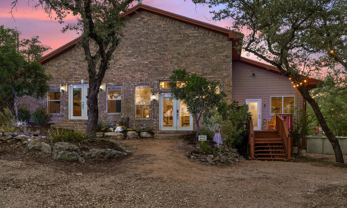 Spicewood Apartment | Hill Country Ranch House