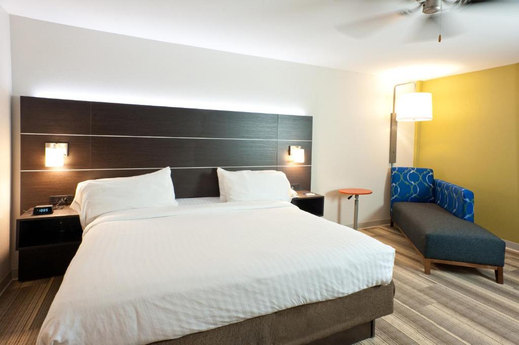 Scott Hotel | Holiday Inn Express Hotel & Suites Scott-Lafayette West by IHG