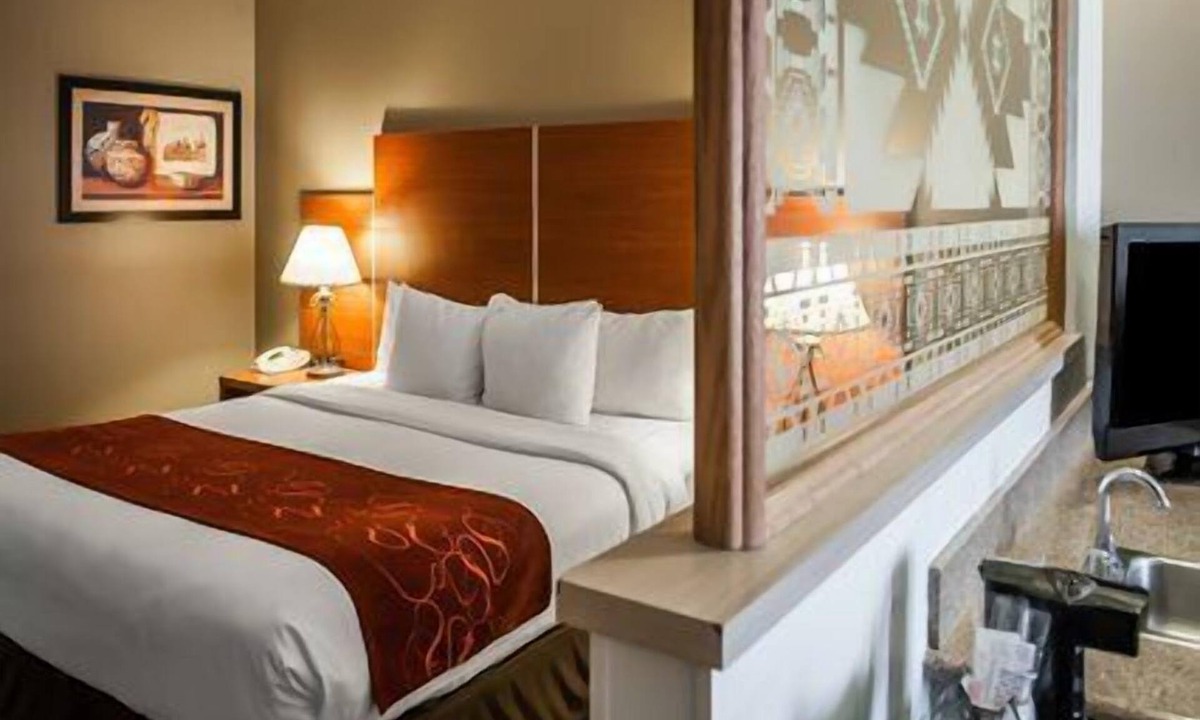 Southside Hotel | Holiday Inn Express & Suites Santa Fe by IHG