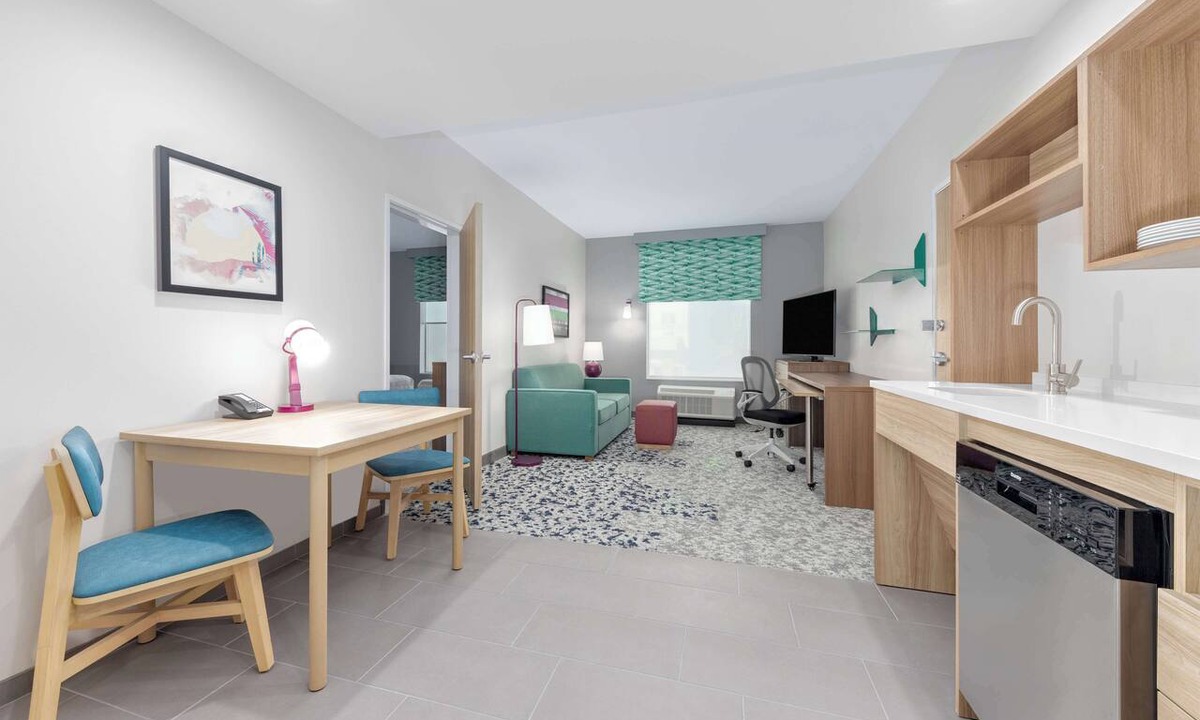 West Dallas Hotel | Home2 Suites Dallas I-30 Cockrell Hill