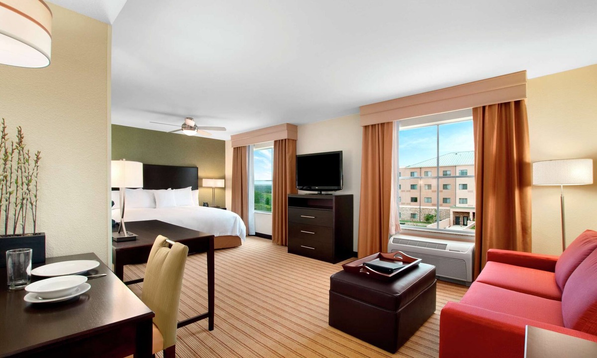 Fort Worth Hotel | Homewood Suites by Hilton Fort Worth West at Cityview, TX