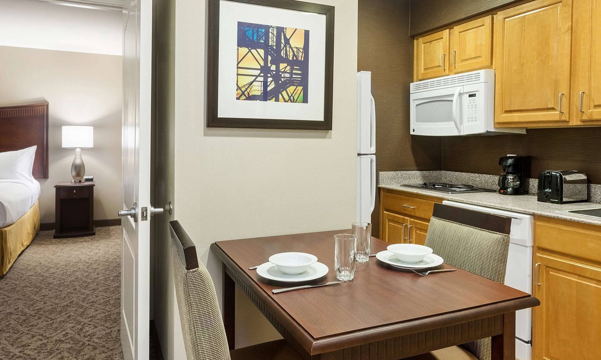 Shreveport Hotel | Homewood Suites by Hilton Shreveport
