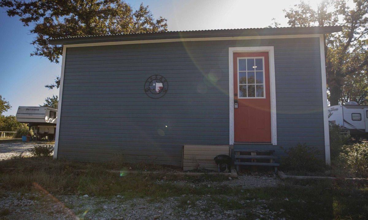 Whitesboro House | Horseshoe Cabin 3 - Swim in the Blue Lagoon - Dog Friendly!