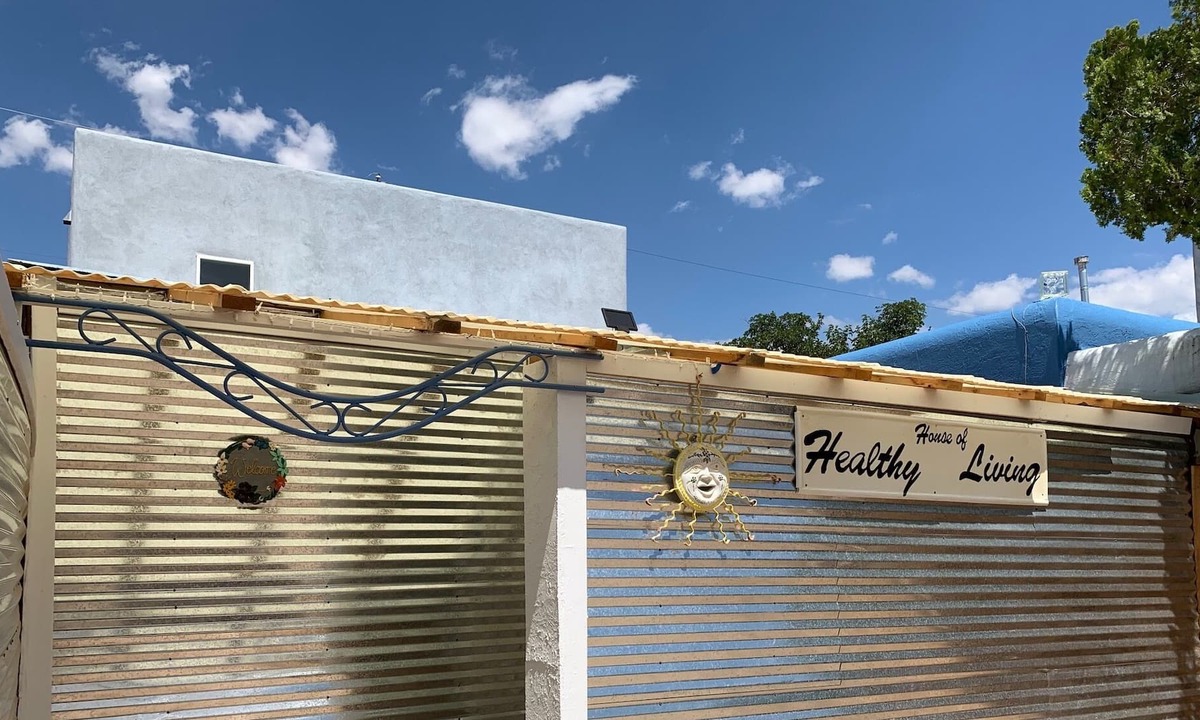 Albuquerque House | House of Healthy Living Airbnb Delux Spa