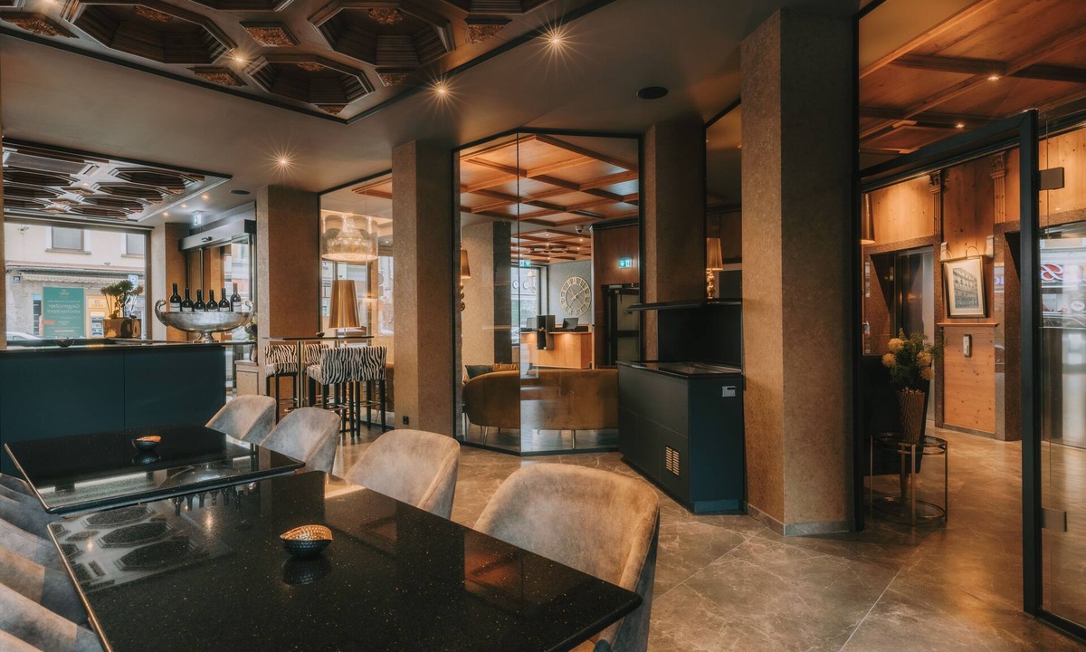 Augustenstraße Hotel | KING's HOTEL First
