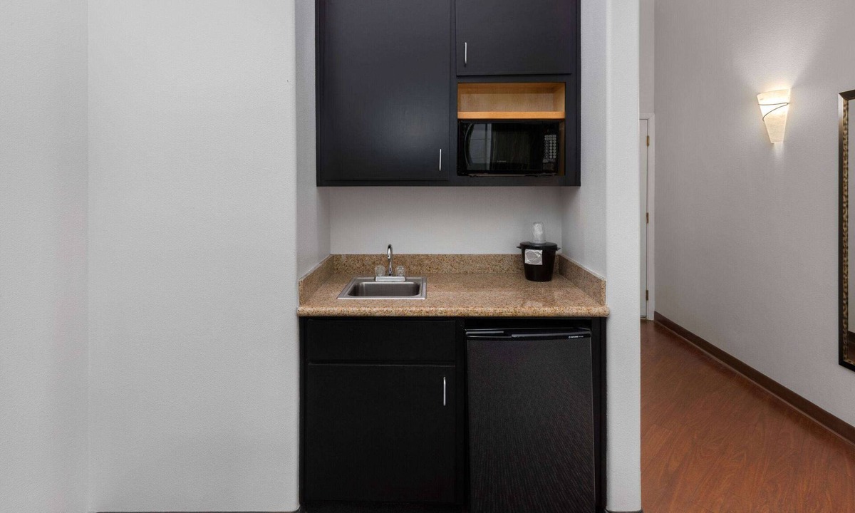 Cedar Park Hotel | La Quinta Inn & Suites by Wyndham Austin - Cedar Park