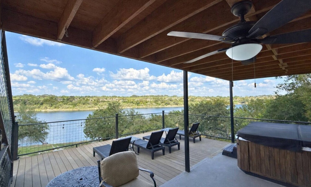 Spicewood House | Lake Travis Family Home With Dock, Hot Tub & Amazing Views