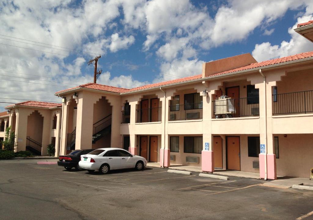 Albuquerque Hotel | Luxury Inn