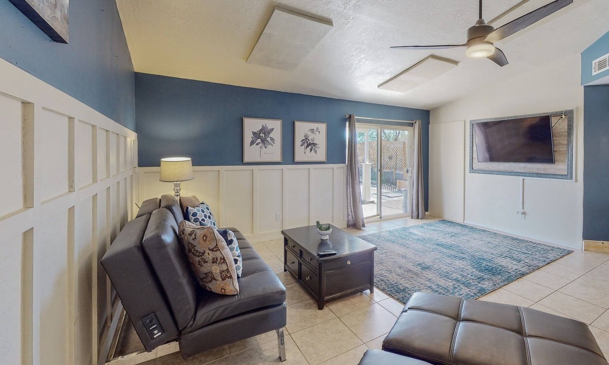 Rio Rancho House | May Gardens, near Rust Medical Center