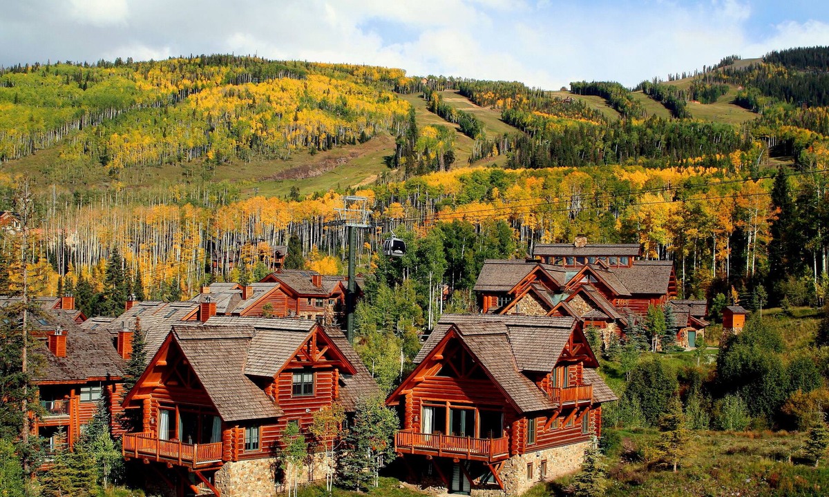 Mountain Village Cabin | Mountain Lodge Cabin with Free Parking/Restaurant Credit 7/16 - 10/23/26