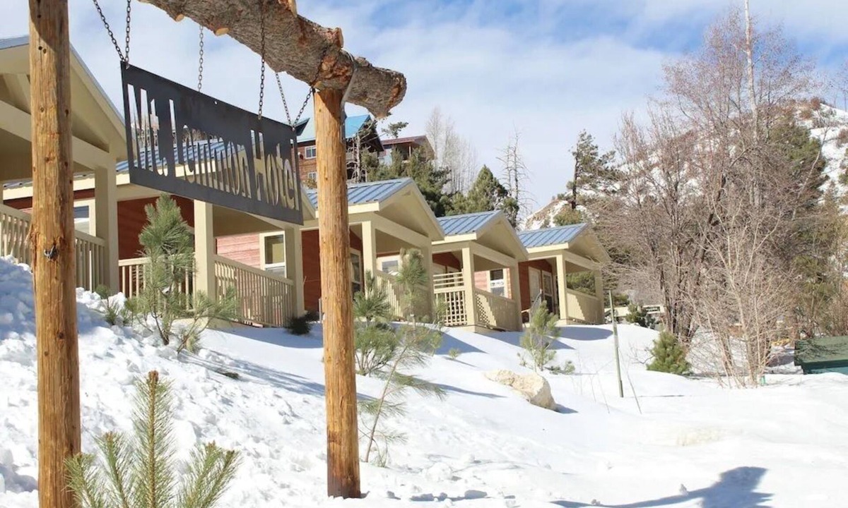 Summerhaven Cabin | Mt Lemmon Hotel Summerhaven Cabin 10