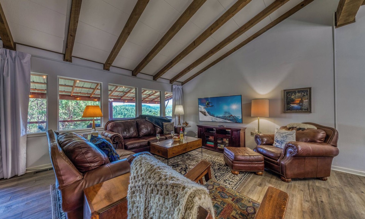 Alto House | Nana and Papa's Mountain Retreat by Kokopelli Property Management
