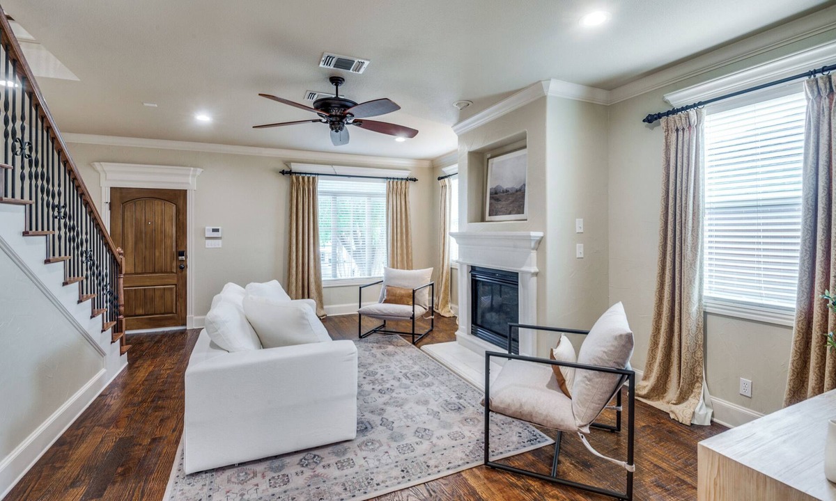 Fort Worth Cultural District House | NEW! Charming Retreat Near Dickie's Arena – Cozy & Stylish Fort Worth Getaway