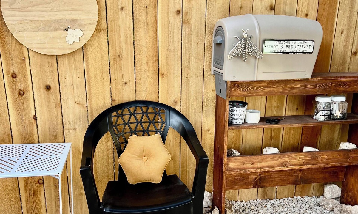 Georgetown House | New Vintage RV centrally located in Georgetown on .25 acres with a fun twist!