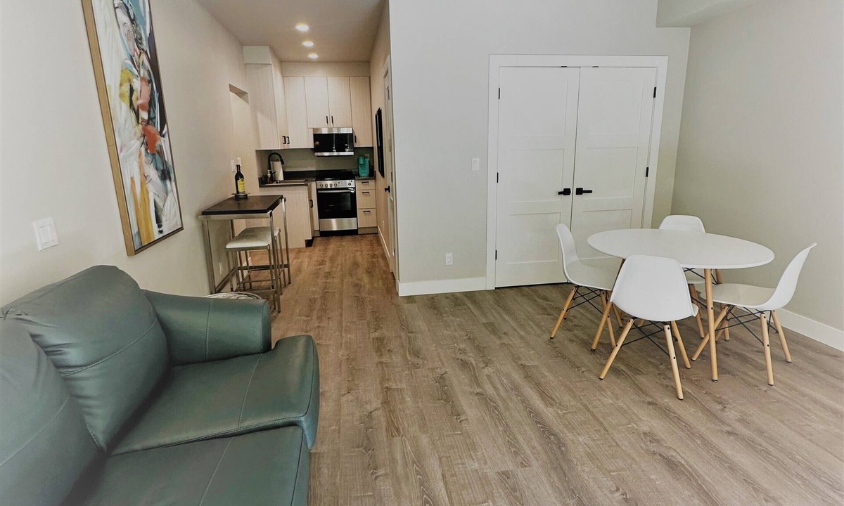 Ouray Hotel | Outlaw Inn Unit 1. Air conditioning, newly remodeled. Steps from Main Street!