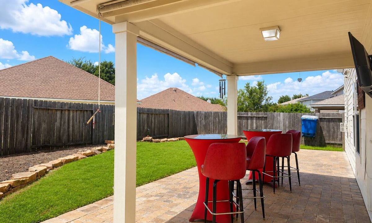 Klein House | Patio TV + Foosball Near The Woodlands
