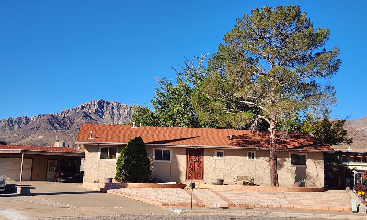 Northeast El Paso House | Peaceful 3-bedroom house with swim spa in welcoming El Paso