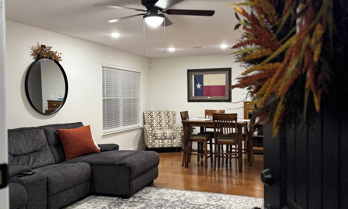 Belton House | Peaceful neighborhood 3-bedroom home in charming Belton near UMHB and Temple
