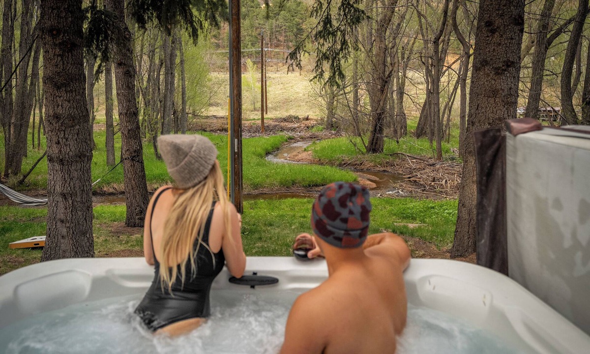 Cascade Cabin | Peaceful Riverside Retreat: Sauna, Hot Tub, & Fire Pit by Forest & Peak Retreats