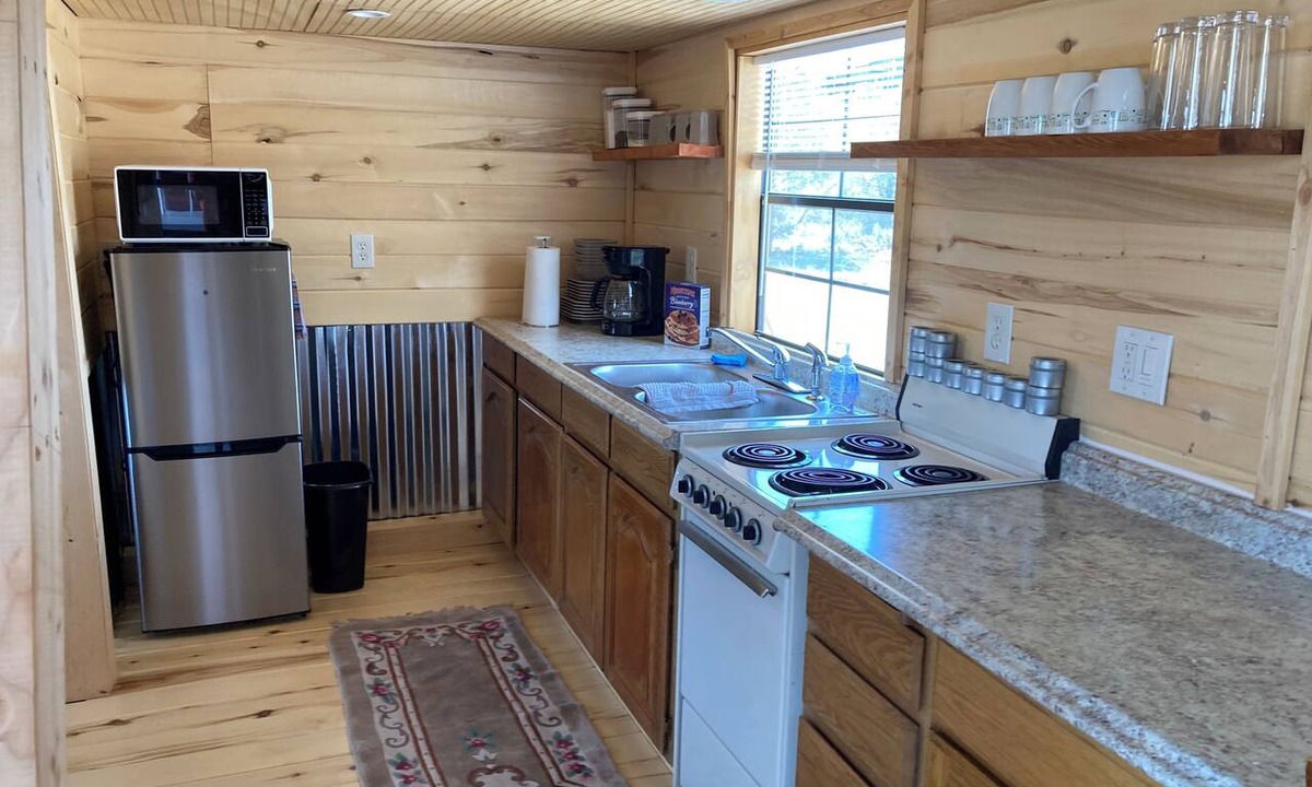 Aztec Cottage | Peaceful Rural Retreat Loft Stargazing