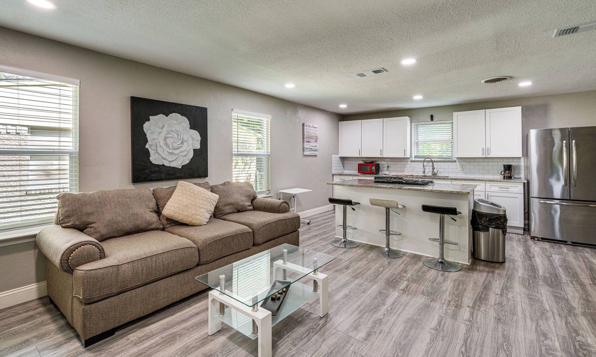 Mesquite House | Pet-Friendly Home Near Dallas w/Private Backyard
