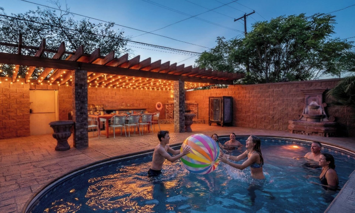 Alamogordo House | Pool, Gameroom, Minigolf, near White Sands & Holloman Airforce Base