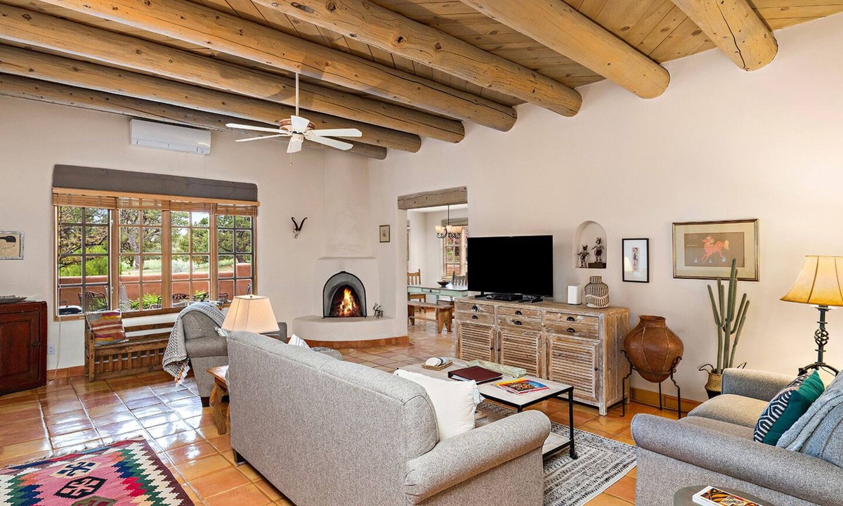 Quail Run House | Quail Run 717 | Kiva Fireplace | Private Patio | Golf Course | Pool & Hot Tub | Tennis & Pickleball