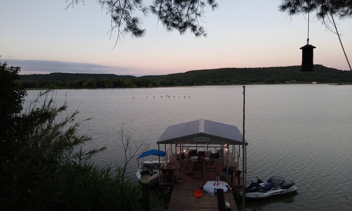 Gordon House | Reel Life Rentals -Dock Holiday -Waterfront - 30 min from Pinto Mtns State Park
