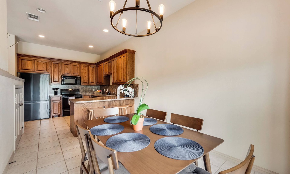 Rockwall House | Rockwall 3-bedroom Townhouse near Lake Ray Hubbard, short drive to Dallas