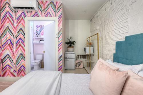 Galveston Hotel | Room 1 Oleander Hotel Boutique Hotel Near Galveston Cruise Port