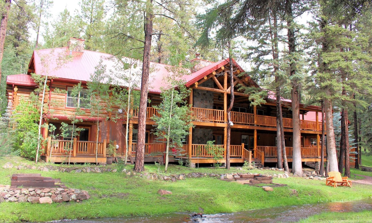 Greer Cabin | RS Lodge - 9 Bedrooms managed by Cabin Butler