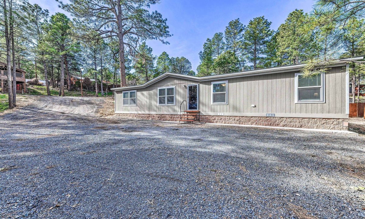 Ruidoso Downs House | Ruidoso Home Near Golfing, Hiking & Shopping