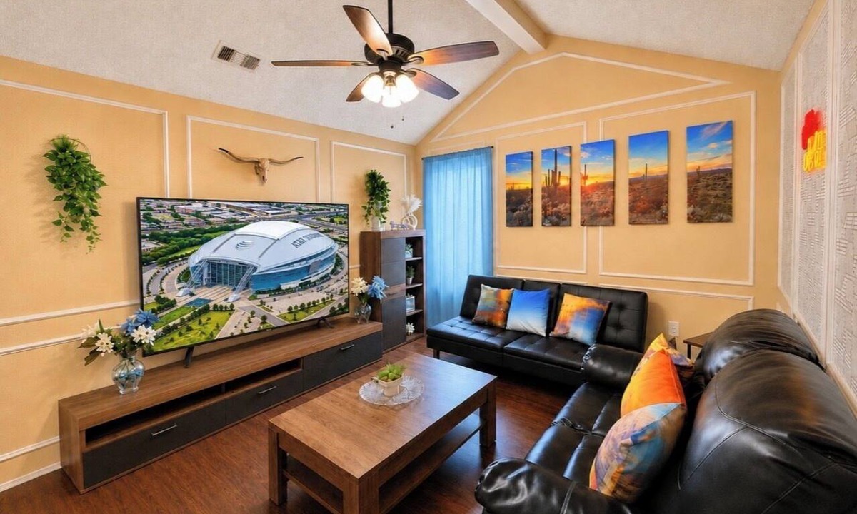 West Arlington House | Sleeps8.No Stairs,Carpet-Free Near Dallas Stadiums