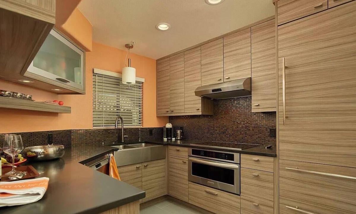 Sunrise Canyon Condo | Spacious 2-bedroom condo in the Catalina Foothills. Heated pool gym included.