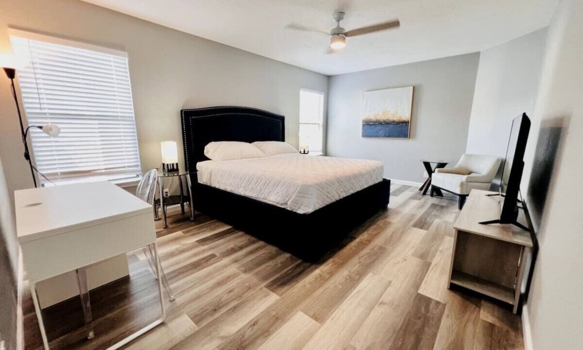 Medical Center District House | Spacious 3 bedroom Home with Backyard