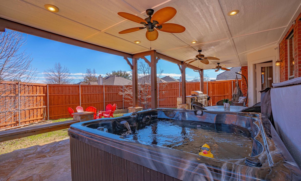 Allen House | Spacious 5 bedroom w/Game Room, Office and Covered Patio