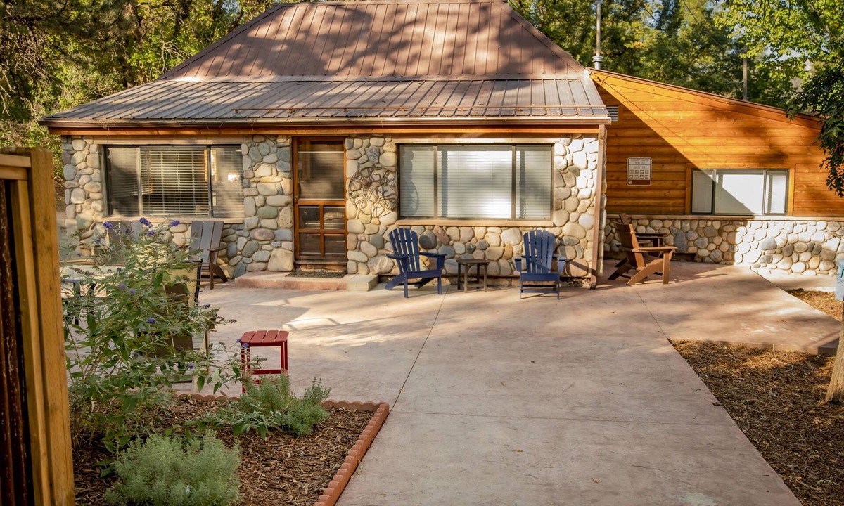 Durango House | SPACIOUS CUSTOM HOME WITH LARGE GAME ROOM!