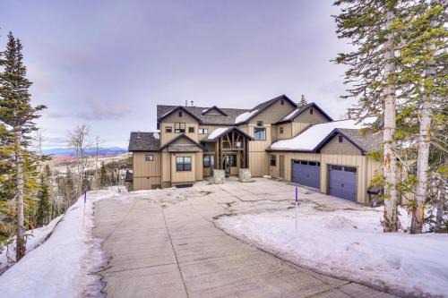 Brian Head House | Spacious Utah Escape w/Balcony & Mountain Views!