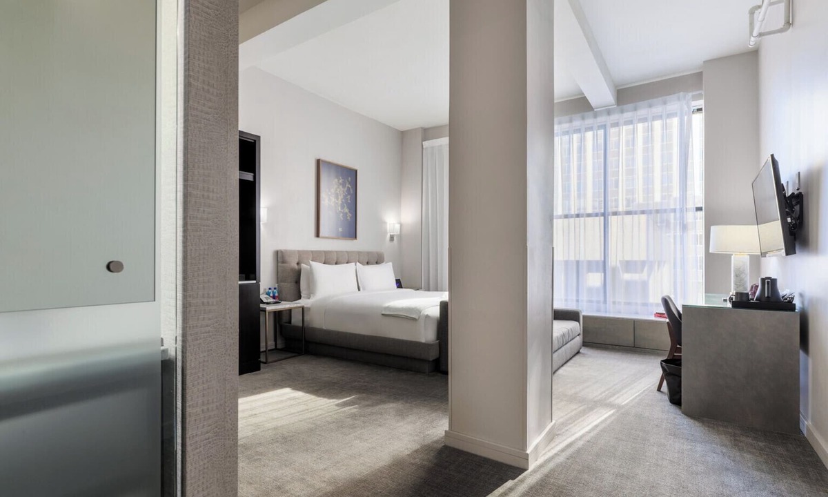 Downtown El Paso Hotel | Stanton House