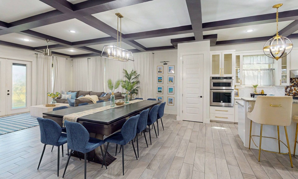 Port Isabel House | Stunning waterfront home with private pool, gym, & grill - steps to sand & SPI