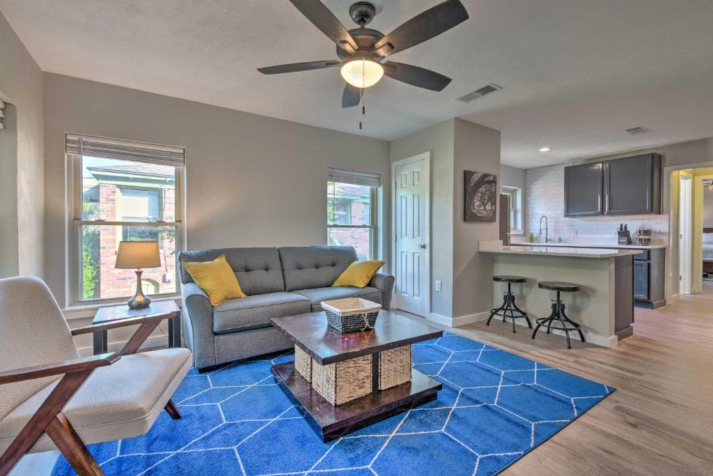 Oak Cliff House | Stylish Dallas Getaway Less Than 2 Miles to Bishop Arts!
