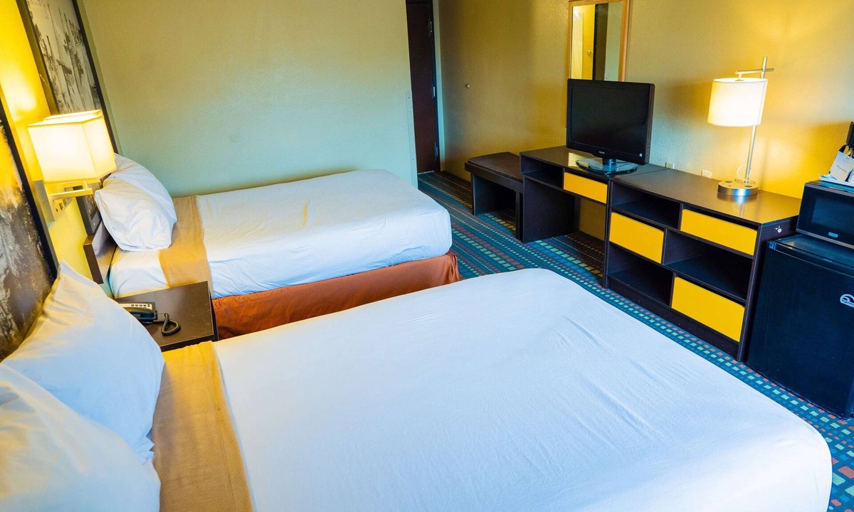 Belen Hotel | Super 8 by Wyndham Belen NM