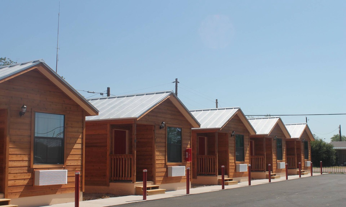 Sterling City Cabin | Texas Gold Lodges