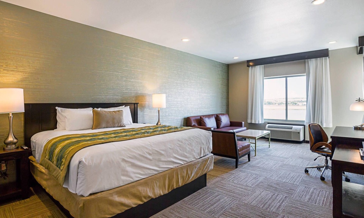 Sunland Park Hotel | The Hotel at Sunland Park Casino El Paso, an Ascend Collection Hotel