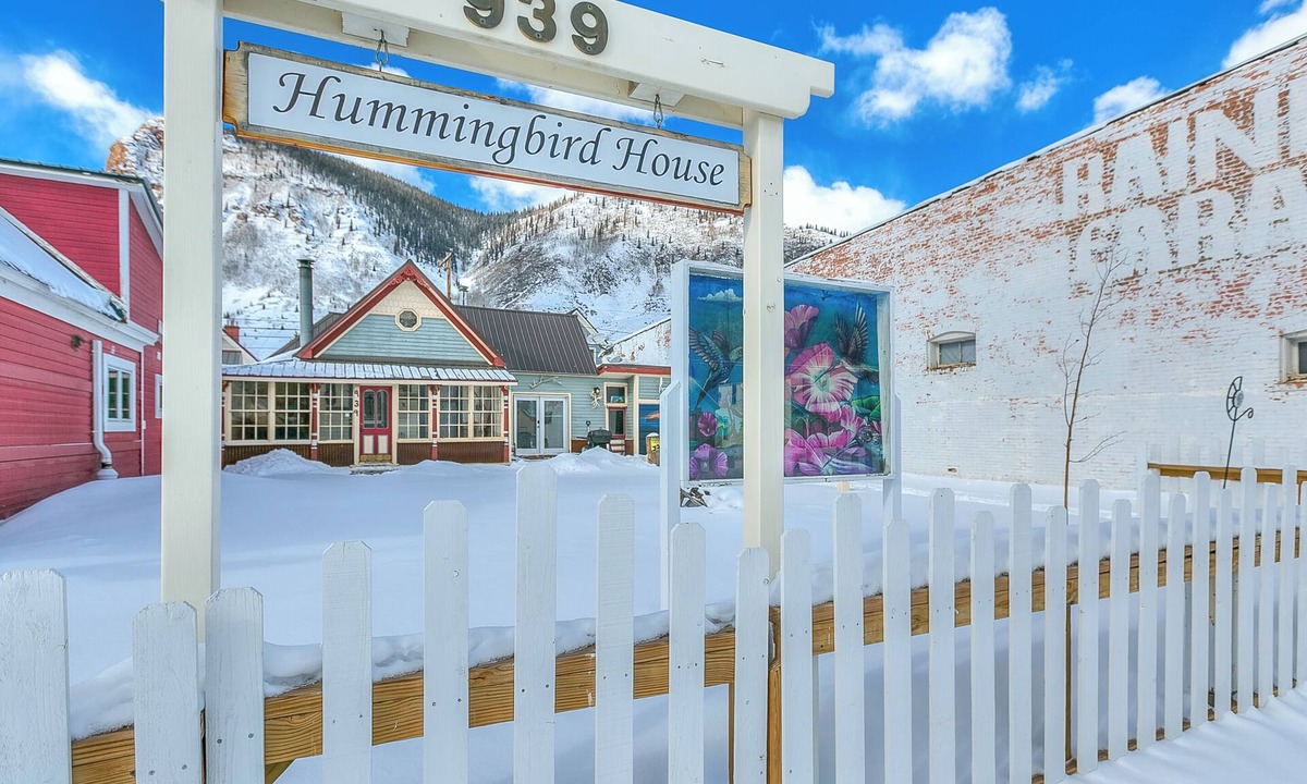 Silverton House | The Hummingbird House -