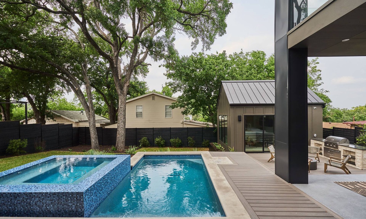 Riverside House | Treaty Oak Manor