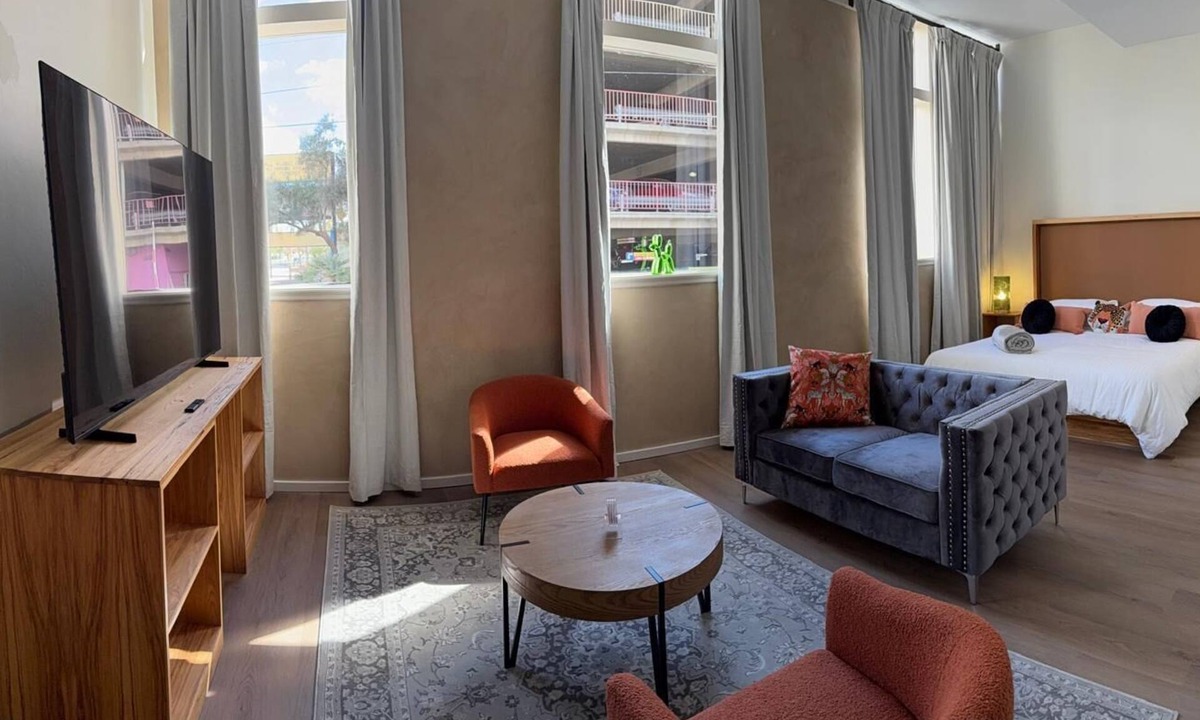 Downtown Tucson Hotel | Unicorn Zebra