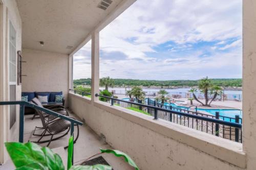 Highland Lake Estates House | Vela Villa