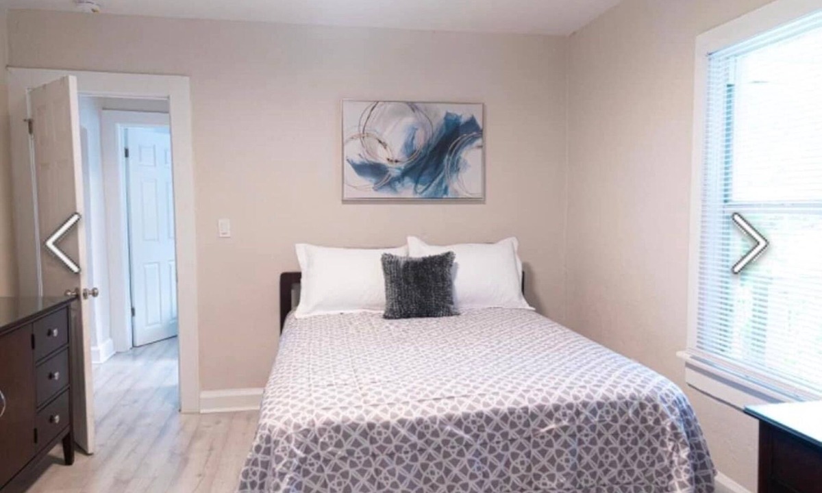 Berino House | Welcome Home! Enjoy this cozy home located 5minutes from Wet & Wild Waterpark.
