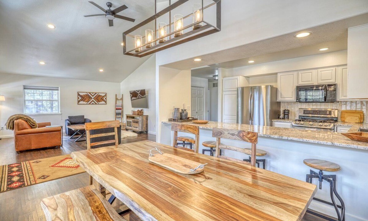 Pagosa Springs House | Whispering Pines Canyon Retreat - Pet friendly